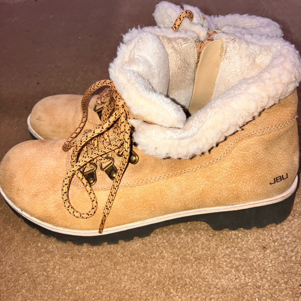 JBU boots